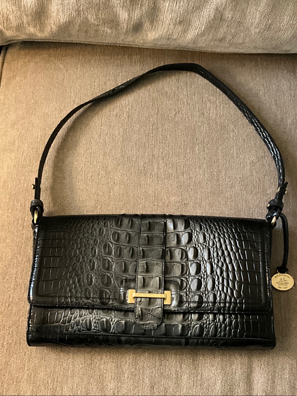 Vintage Brahmin Black Croc-Embossed Organizer / Flap Shoulder Bag- EUC